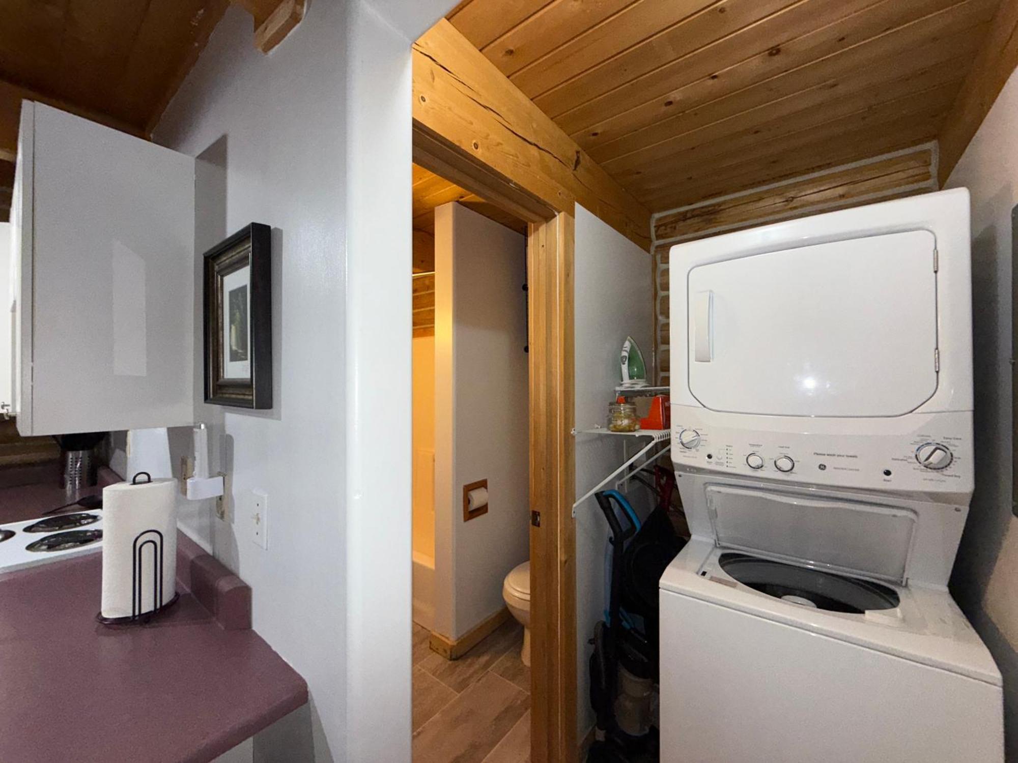 Holiday home Log With Hot Tub Unit 2